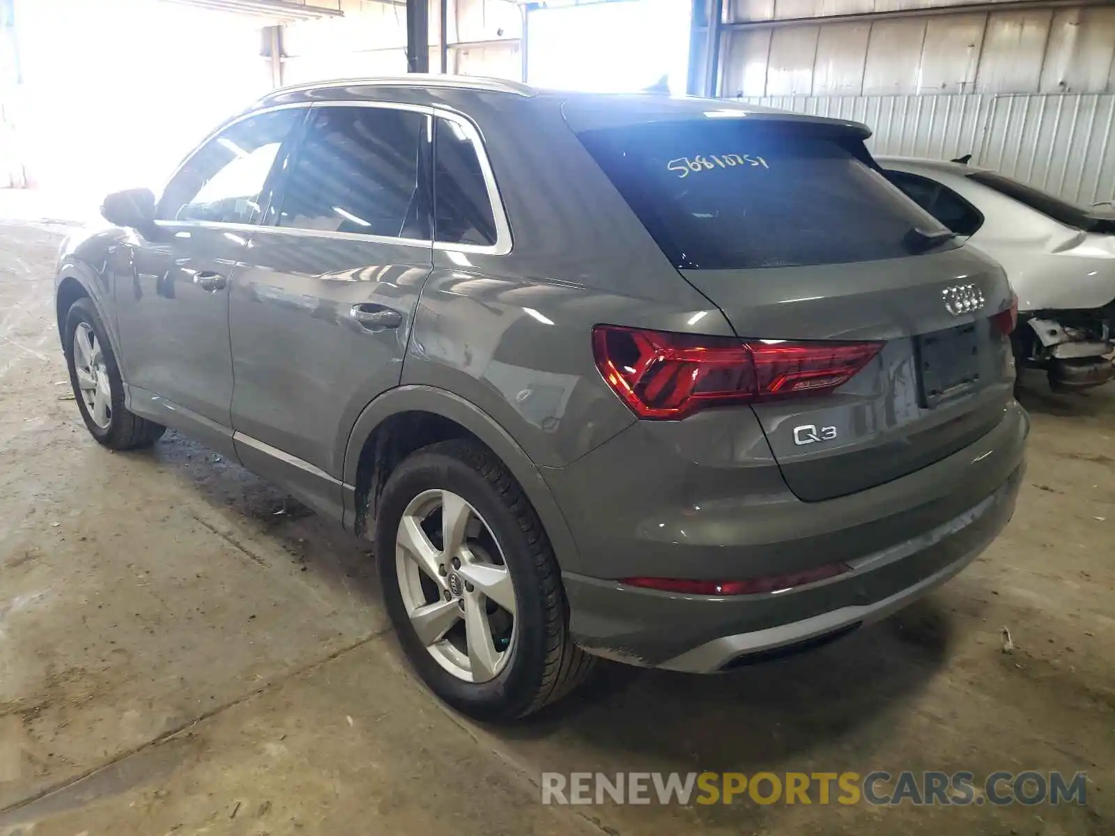 3 Photograph of a damaged car WA1BECF34K1067074 AUDI Q3 2019