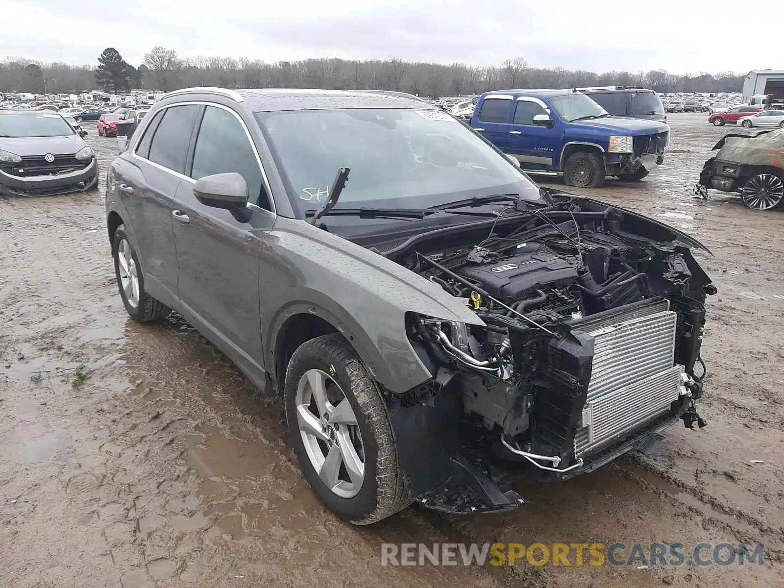 1 Photograph of a damaged car WA1BECF34K1071903 AUDI Q3 2019