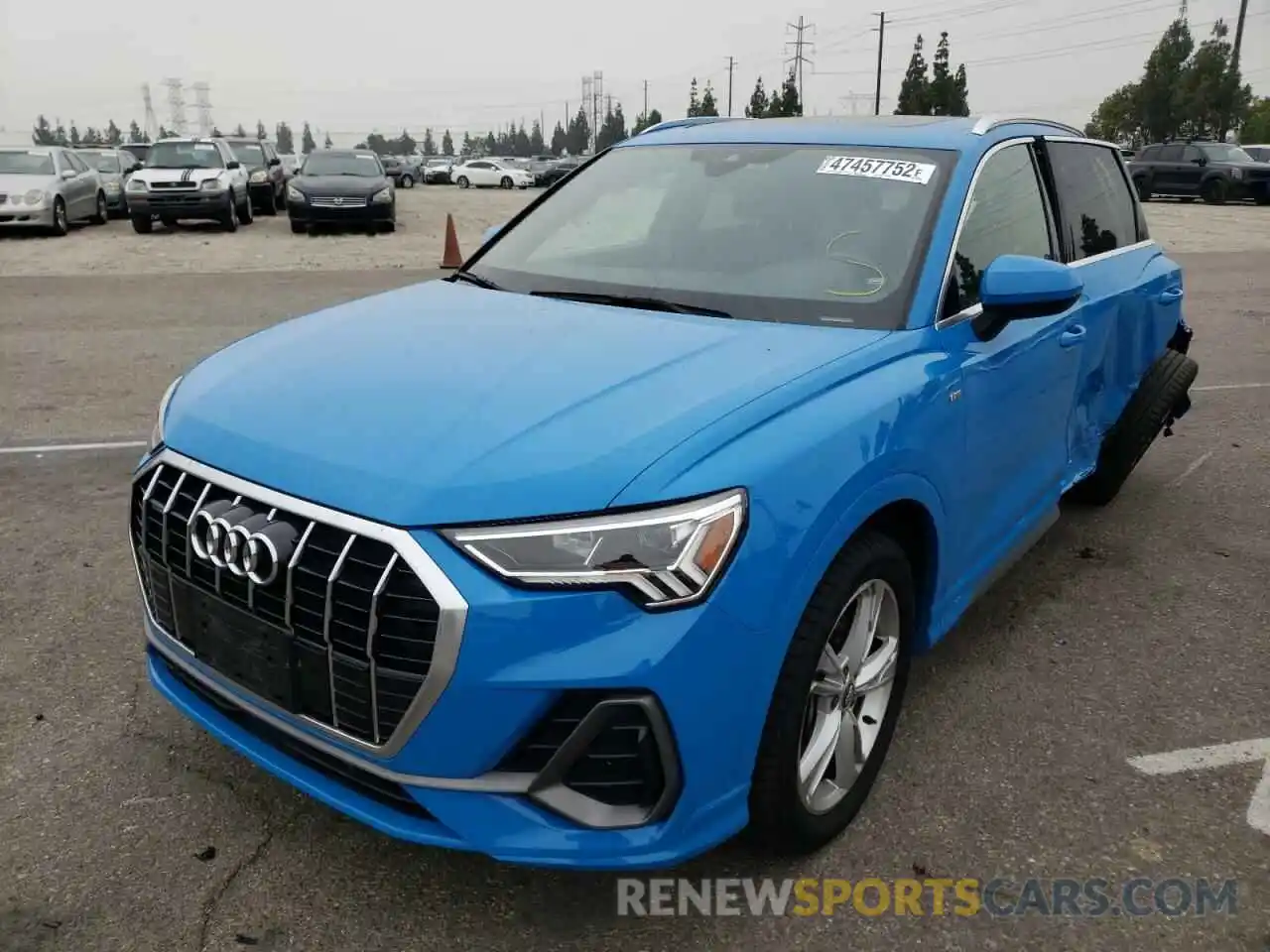 2 Фотография поврежденного автомобиля WA1EECF30K1072012 AUDI Q3 2019