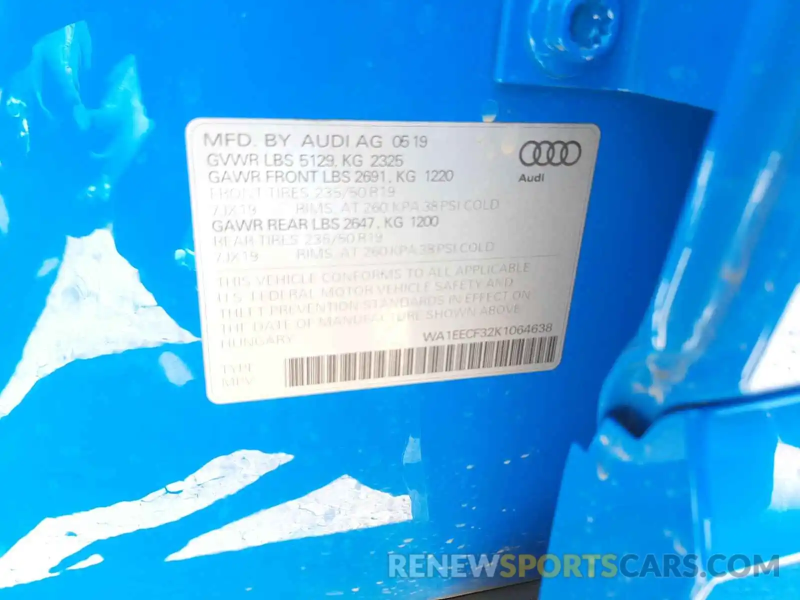 10 Photograph of a damaged car WA1EECF32K1064638 AUDI Q3 2019