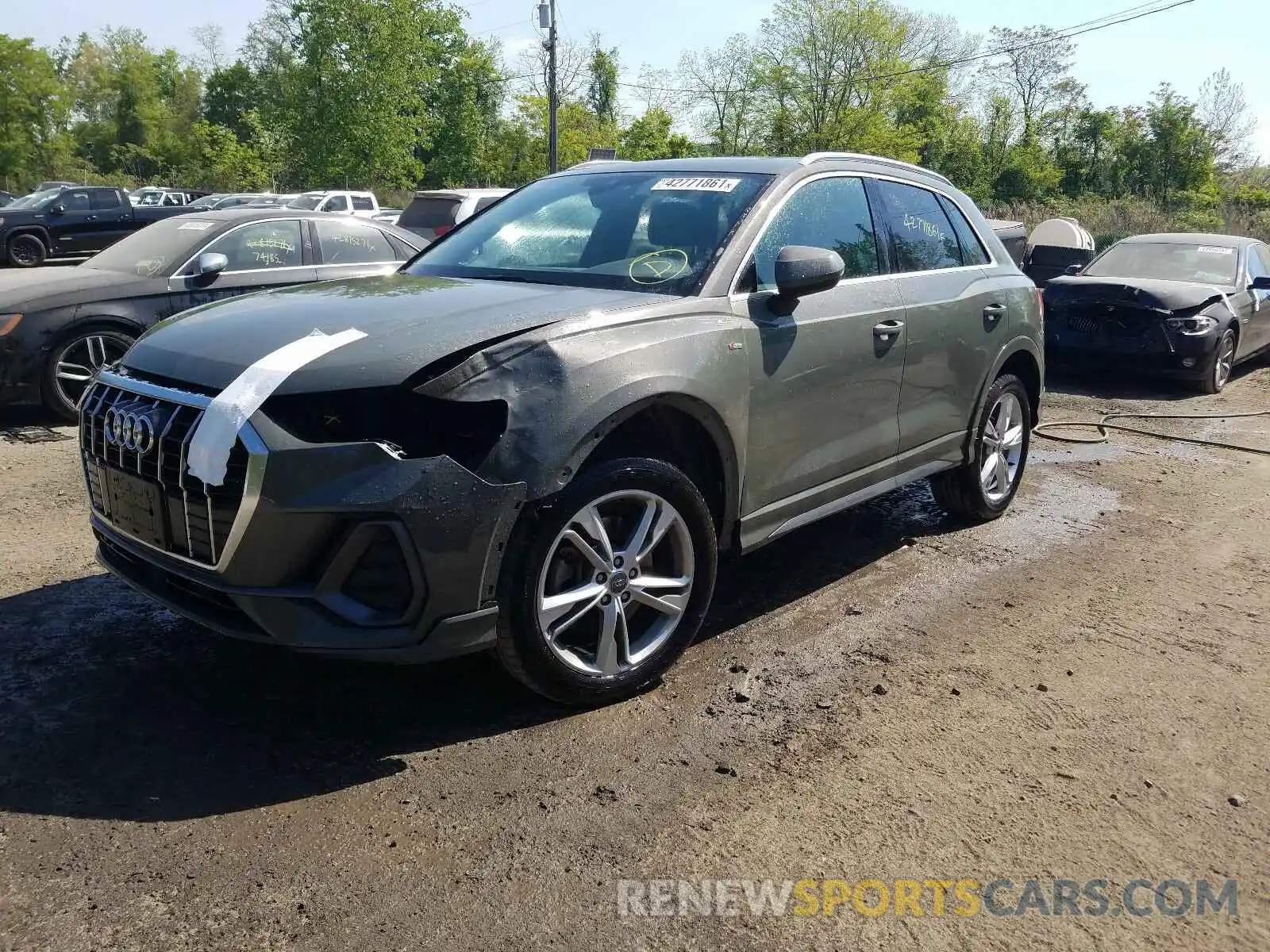 2 Photograph of a damaged car WA1EECF32K1084520 AUDI Q3 2019