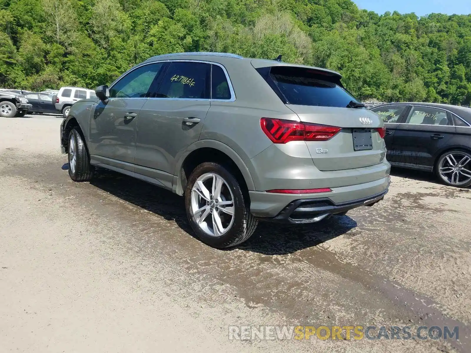 3 Photograph of a damaged car WA1EECF32K1084520 AUDI Q3 2019