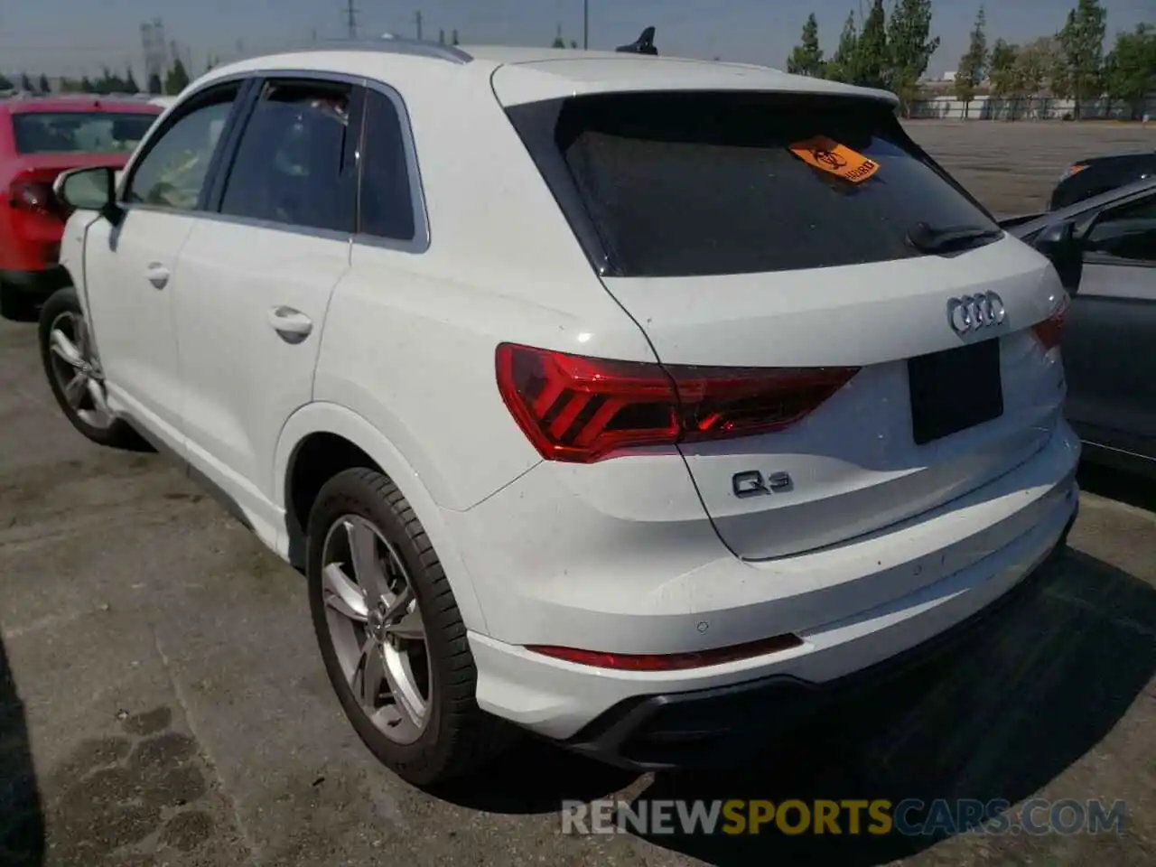 3 Фотография поврежденного автомобиля WA1EECF33K1069606 AUDI Q3 2019