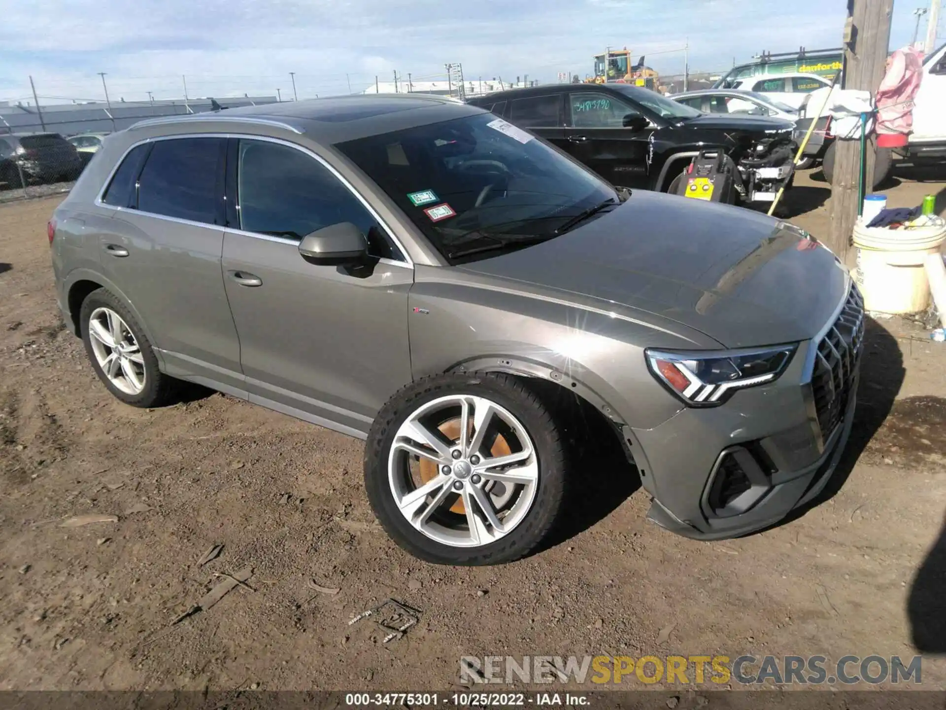 1 Фотография поврежденного автомобиля WA1EECF34K1080968 AUDI Q3 2019