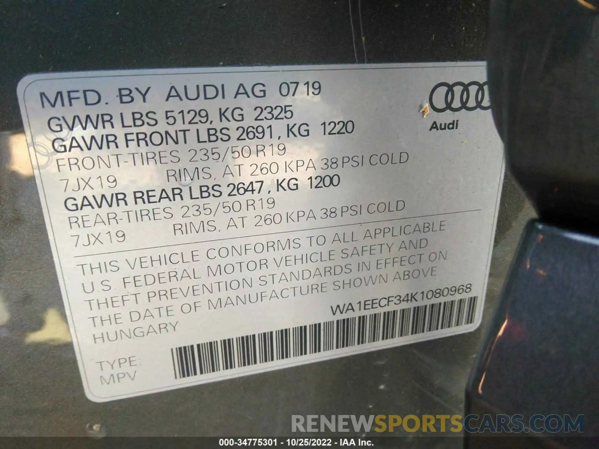 9 Фотография поврежденного автомобиля WA1EECF34K1080968 AUDI Q3 2019