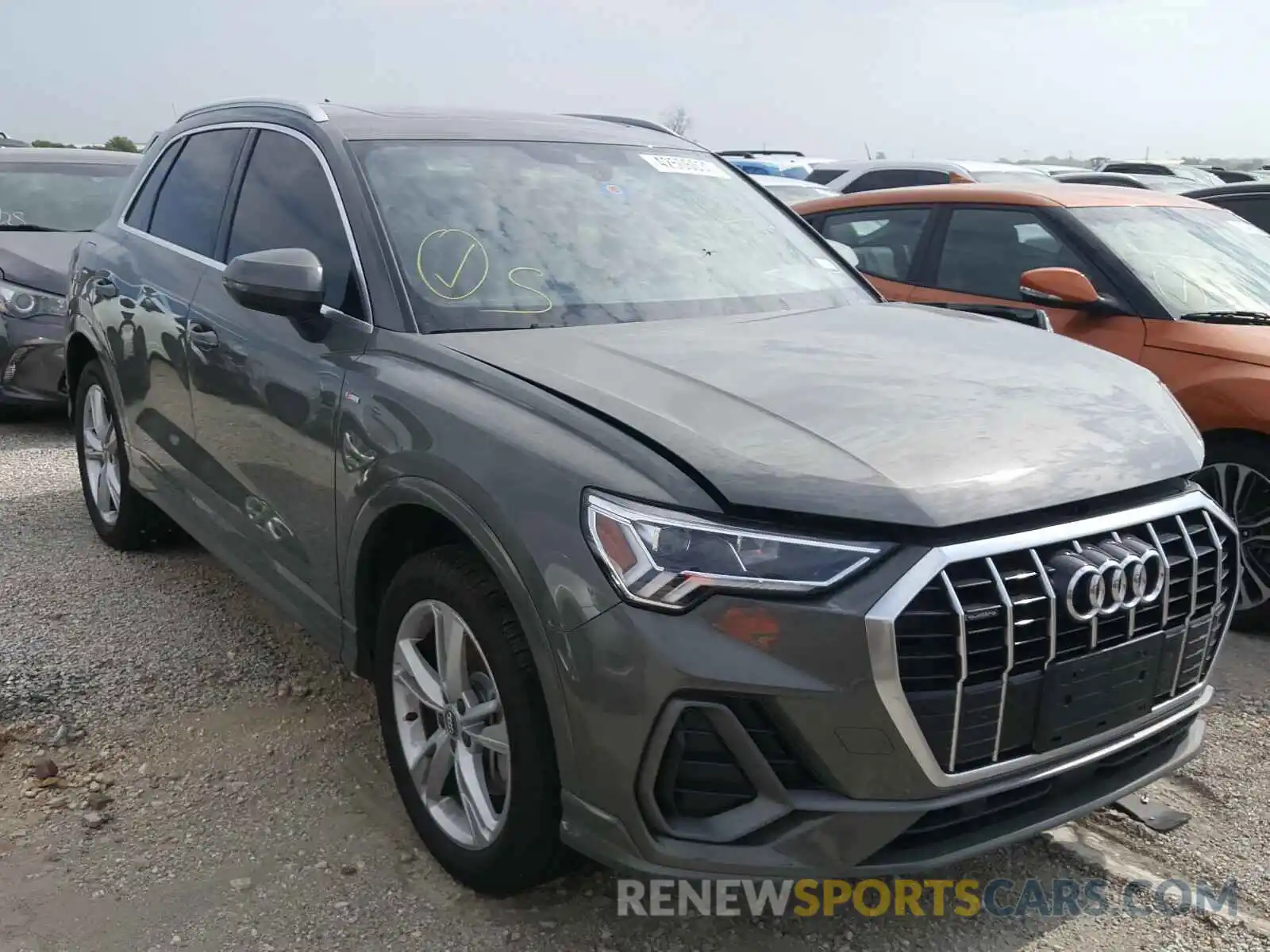 1 Фотография поврежденного автомобиля WA1EECF35K1073107 AUDI Q3 2019