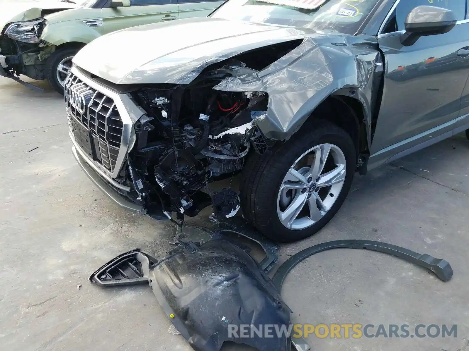 9 Photograph of a damaged car WA1EECF35K1073107 AUDI Q3 2019