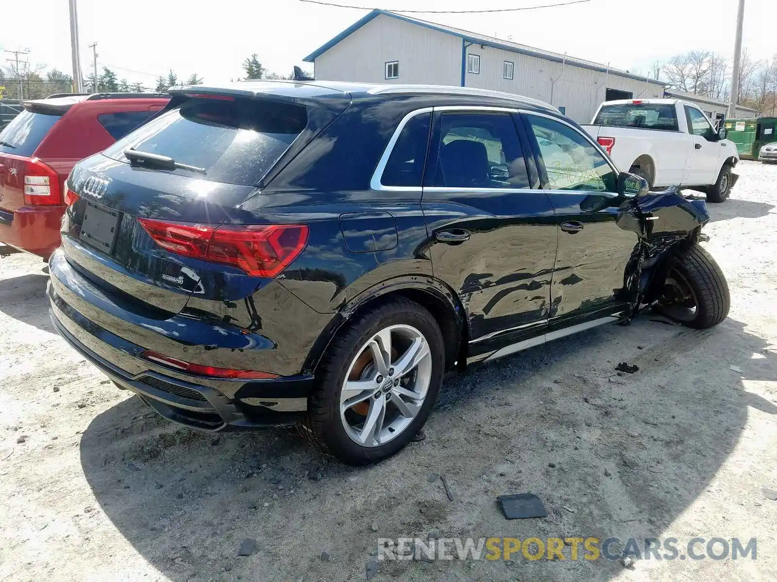 4 Фотография поврежденного автомобиля WA1EECF36K1070605 AUDI Q3 2019