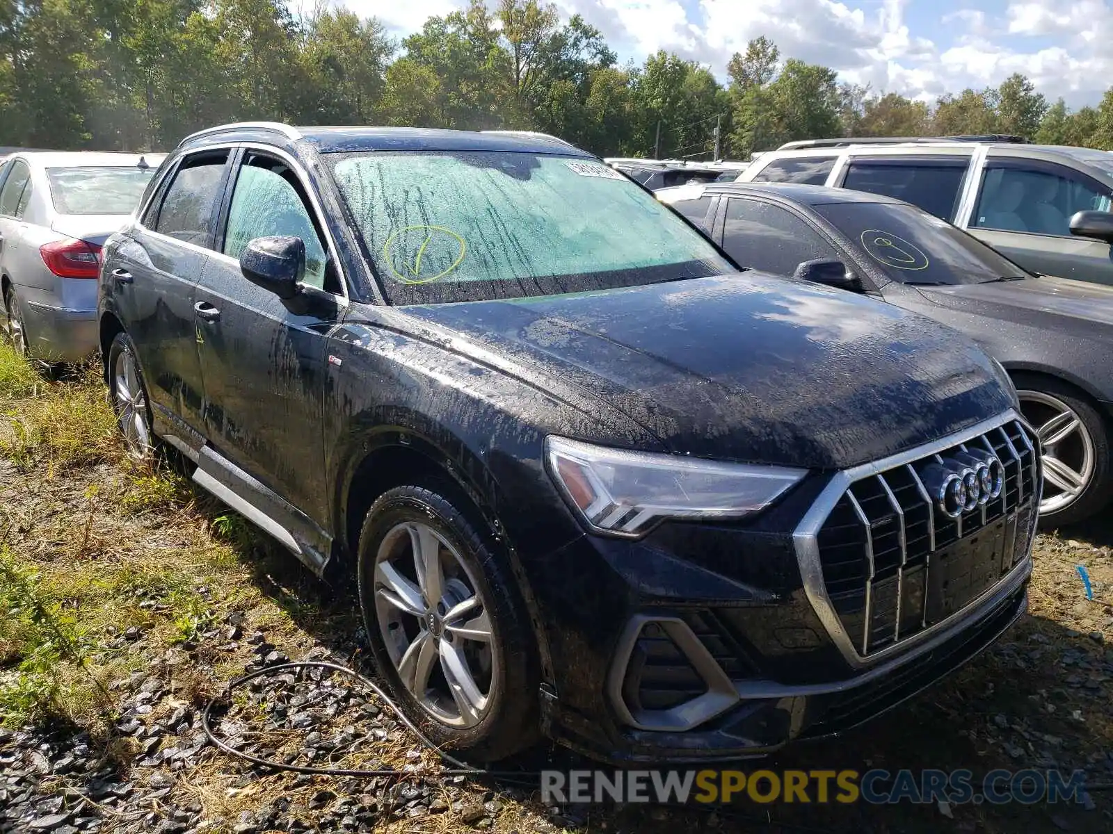 1 Photograph of a damaged car WA1EECF36K1078221 AUDI Q3 2019