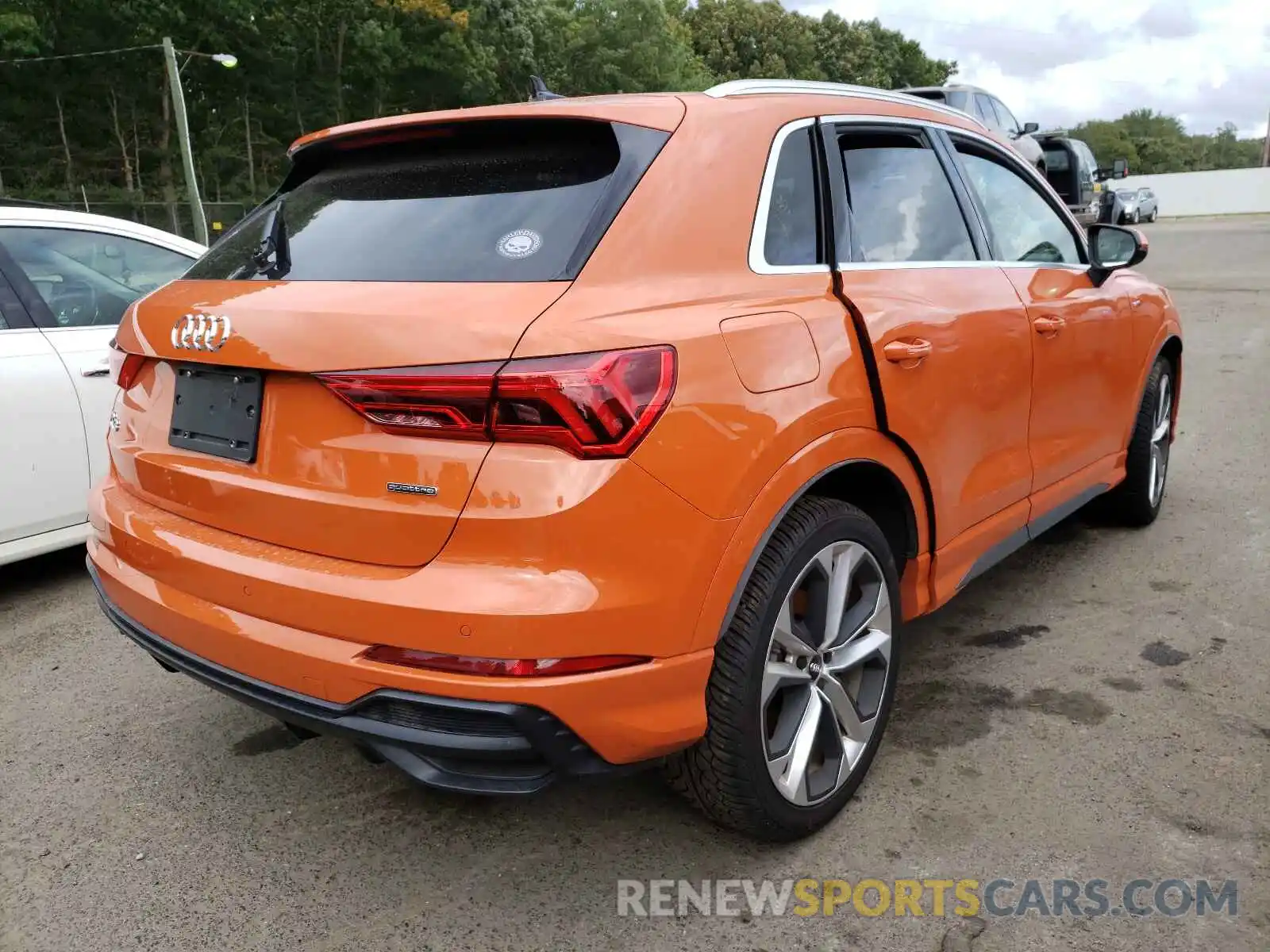 4 Фотография поврежденного автомобиля WA1EECF37K1087607 AUDI Q3 2019