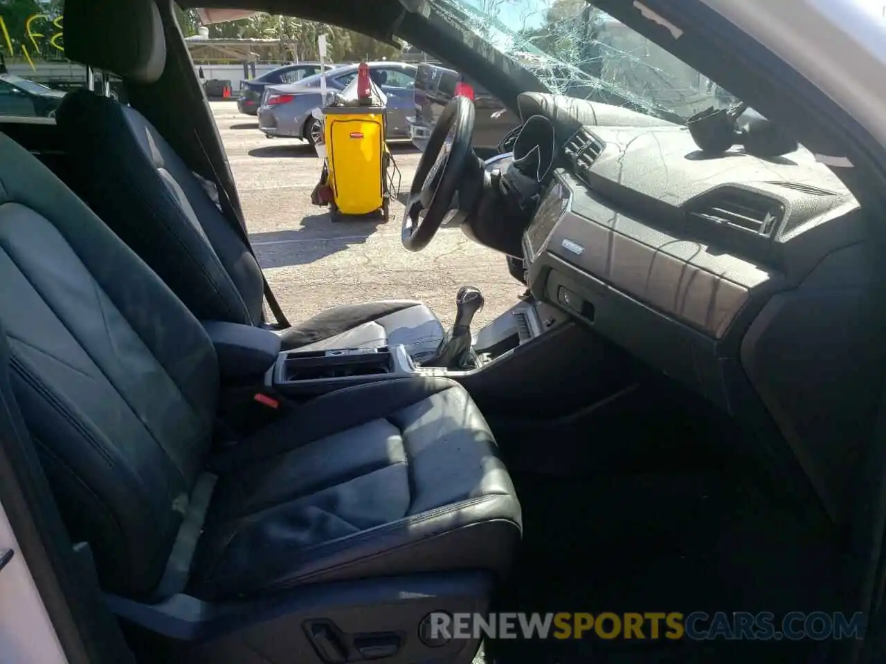 5 Photograph of a damaged car WA1EECF38K1071450 AUDI Q3 2019