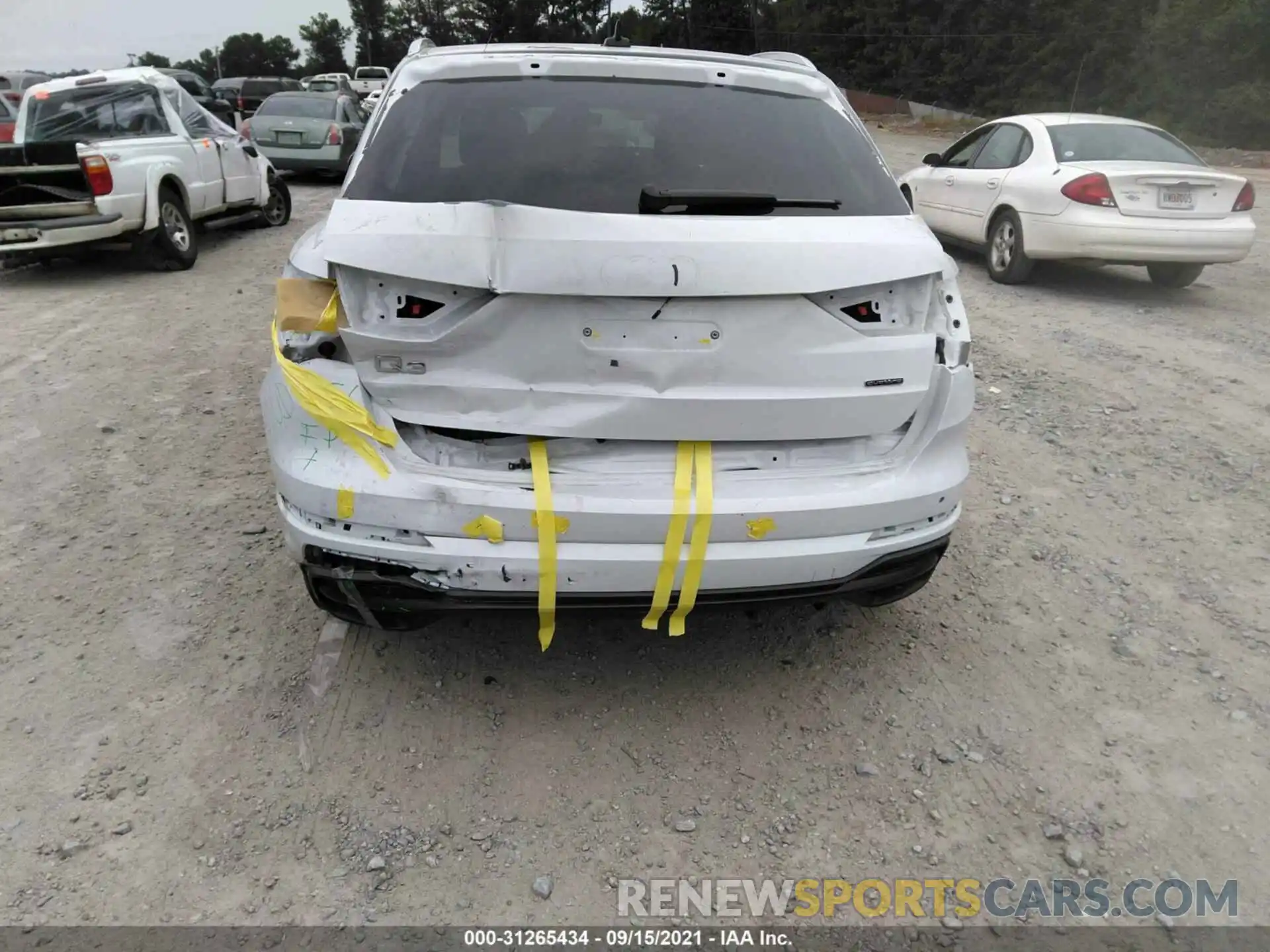 6 Photograph of a damaged car WA1EECF38K1080696 AUDI Q3 2019