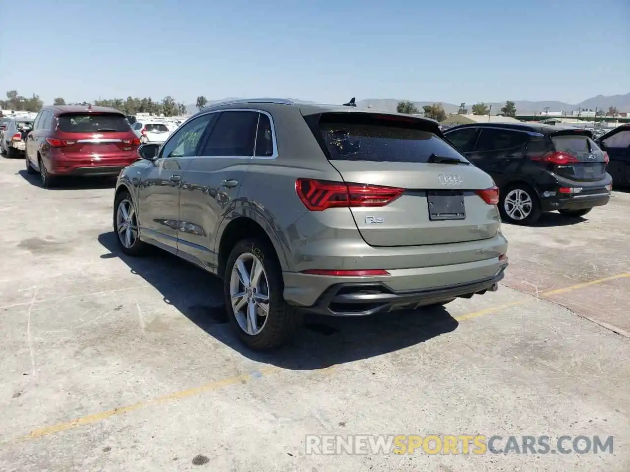 3 Фотография поврежденного автомобиля WA1EECF3XK1083857 AUDI Q3 2019