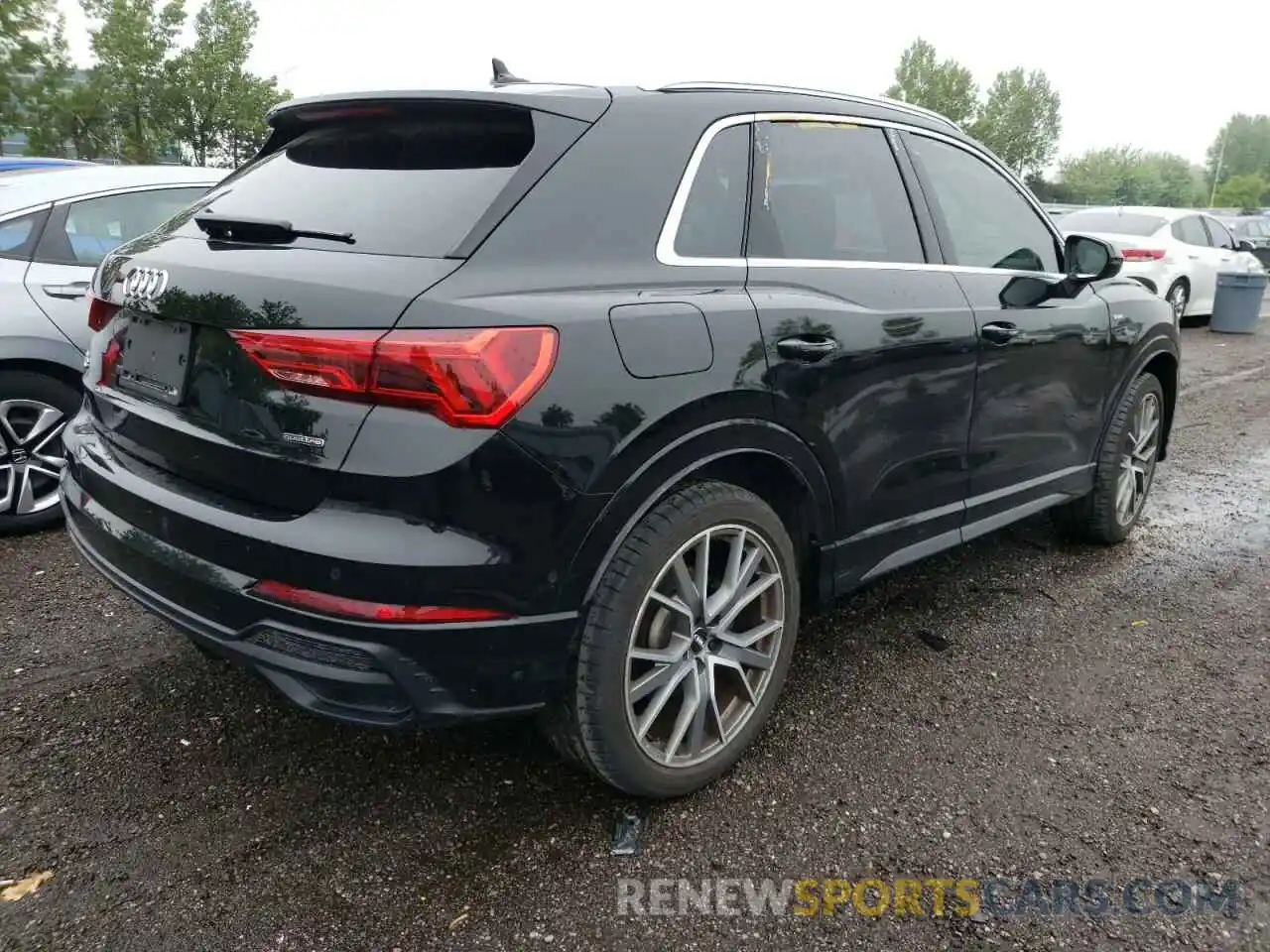 4 Фотография поврежденного автомобиля WA1FECF3XK1066934 AUDI Q3 2019