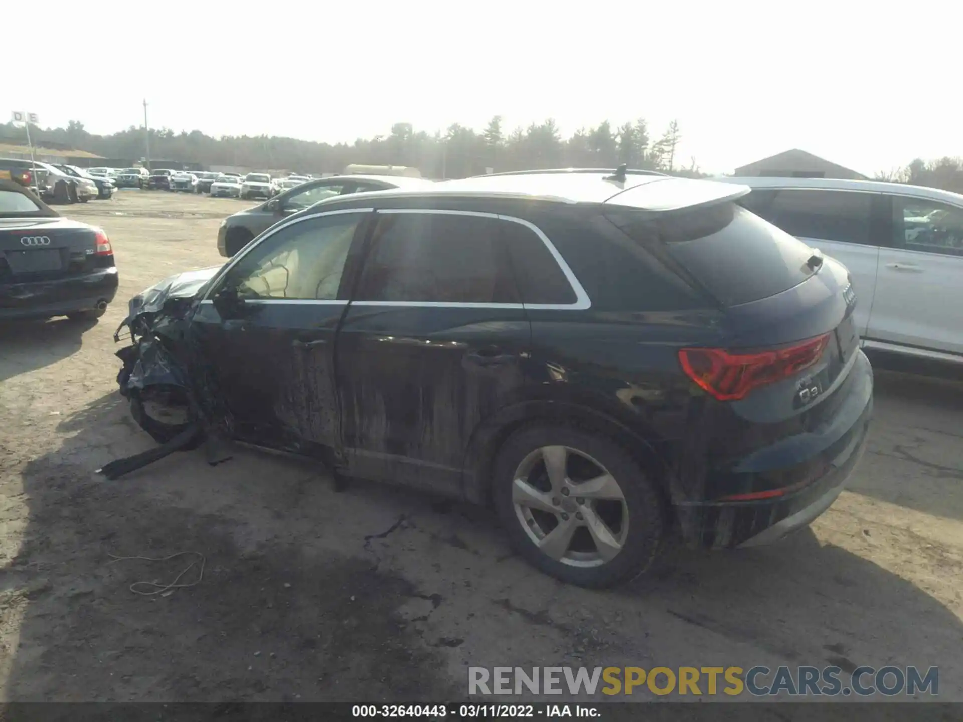 3 Photograph of a damaged car WA1AECF30L1005300 AUDI Q3 2020