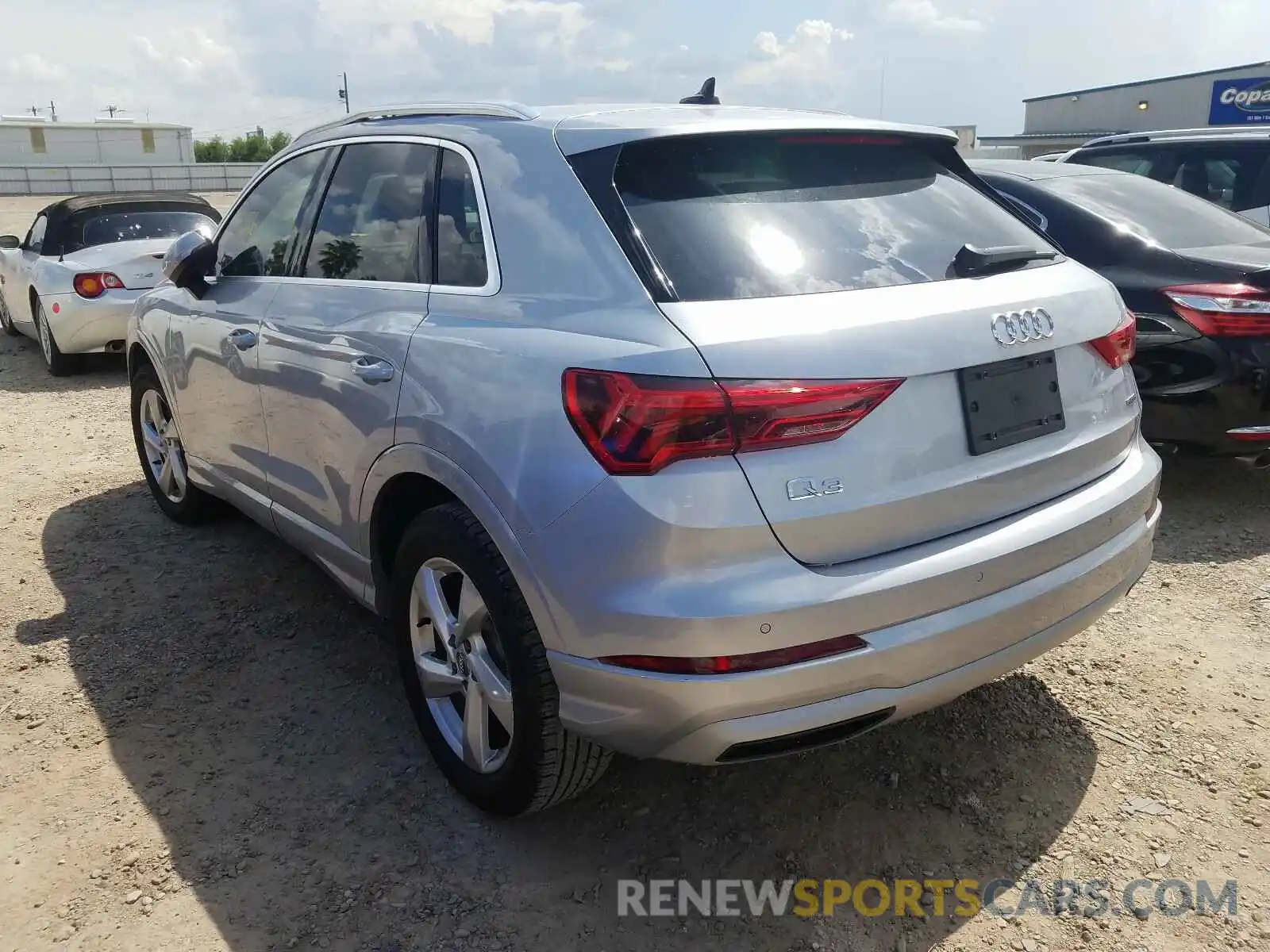 3 Photograph of a damaged car WA1AECF30L1016720 AUDI Q3 2020