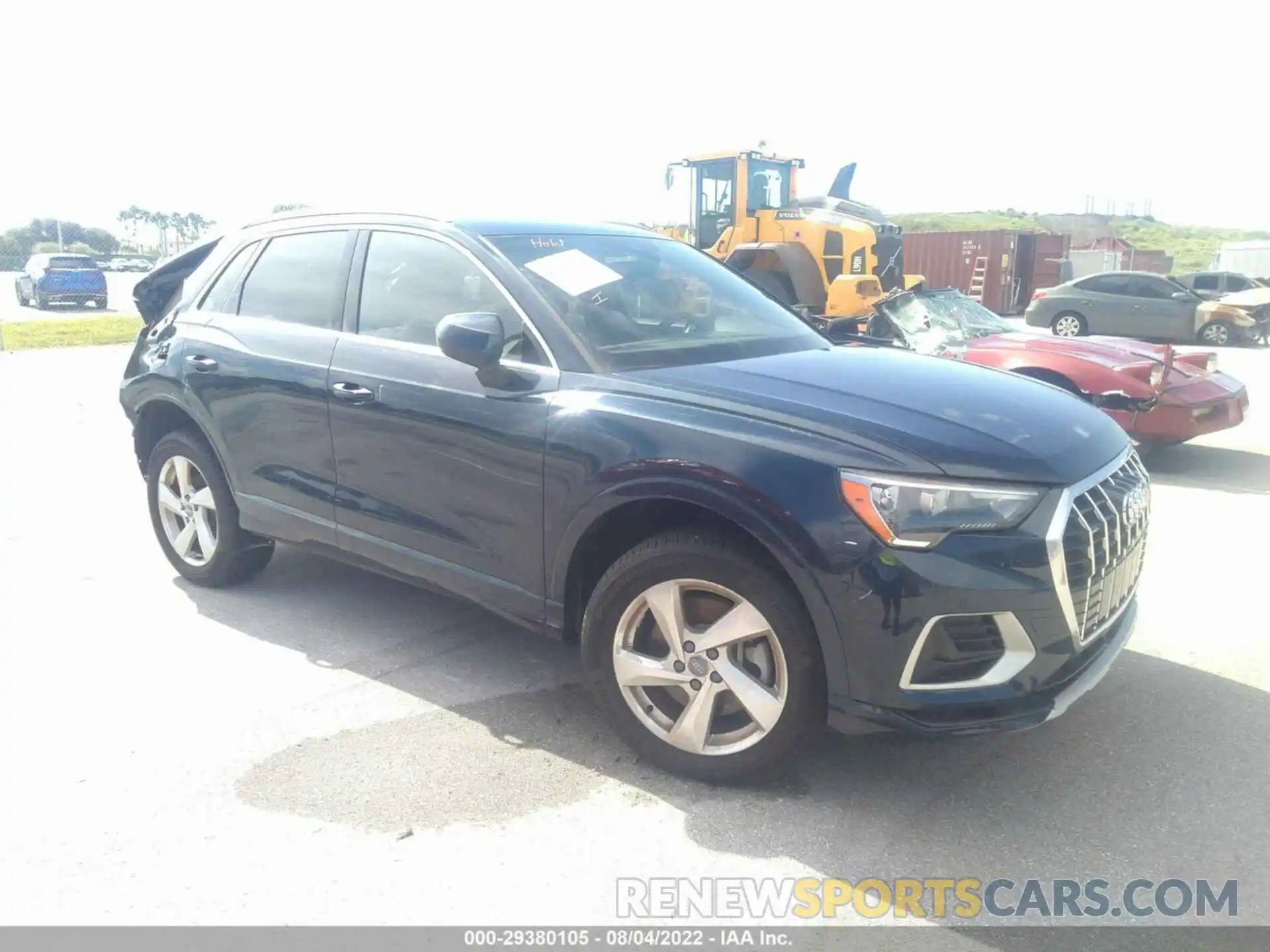 1 Фотография поврежденного автомобиля WA1AECF30L1022761 AUDI Q3 2020