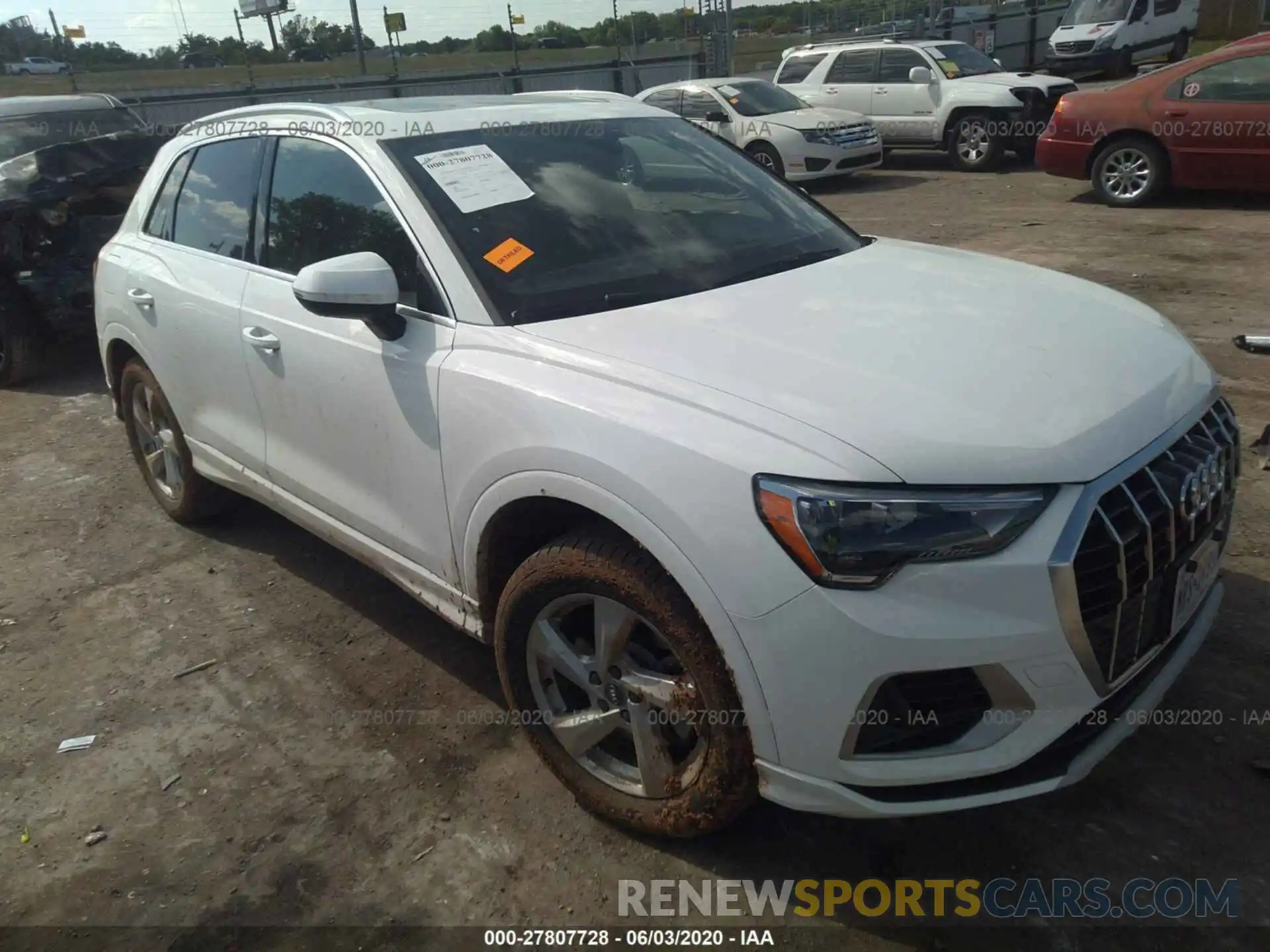 1 Фотография поврежденного автомобиля WA1AECF30L1030276 AUDI Q3 2020