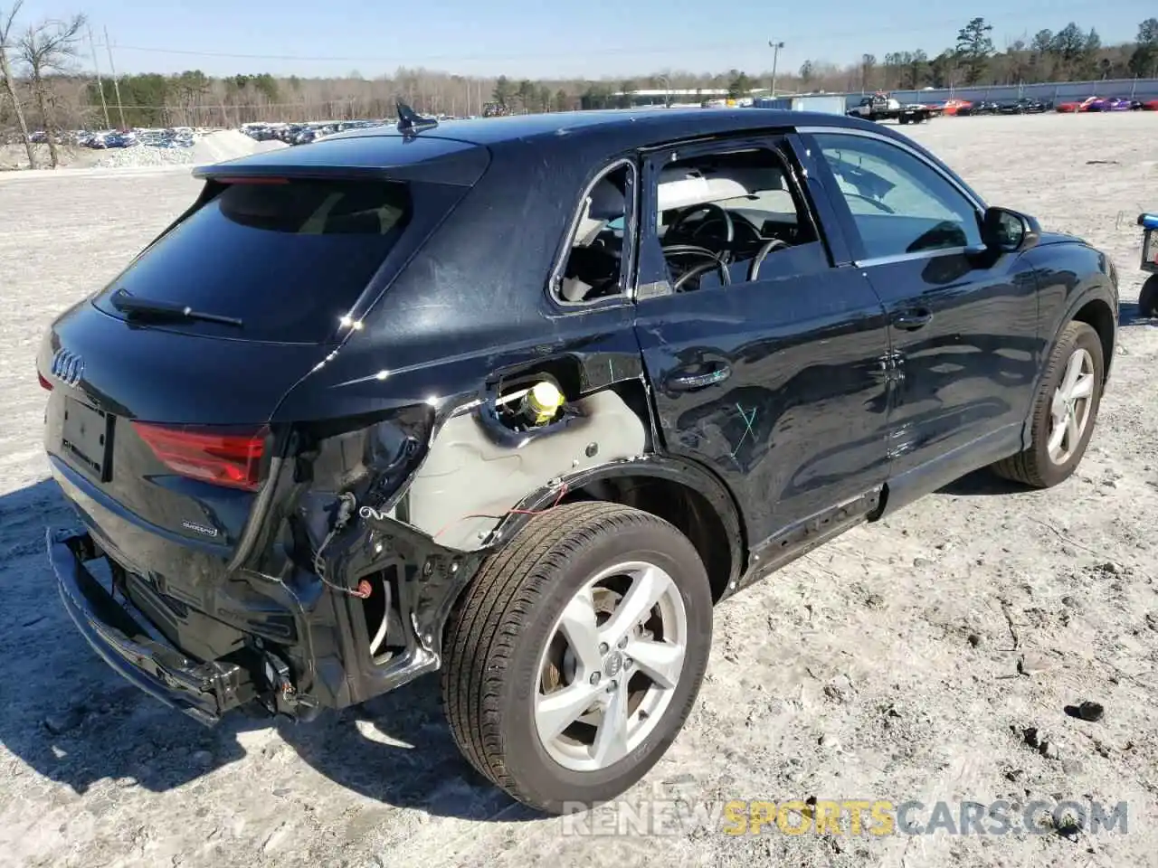 4 Photograph of a damaged car WA1AECF30L1034361 AUDI Q3 2020