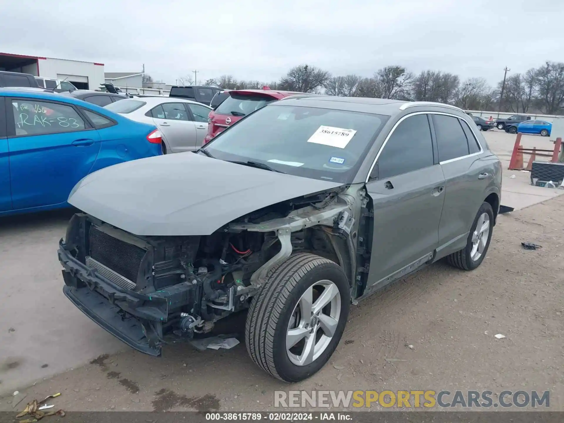 2 Photograph of a damaged car WA1AECF30L1035462 AUDI Q3 2020