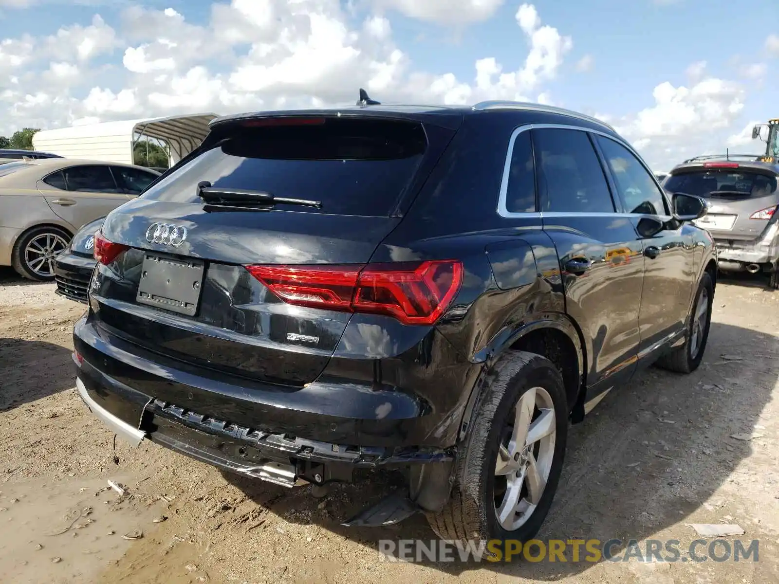 4 Photograph of a damaged car WA1AECF30L1070972 AUDI Q3 2020