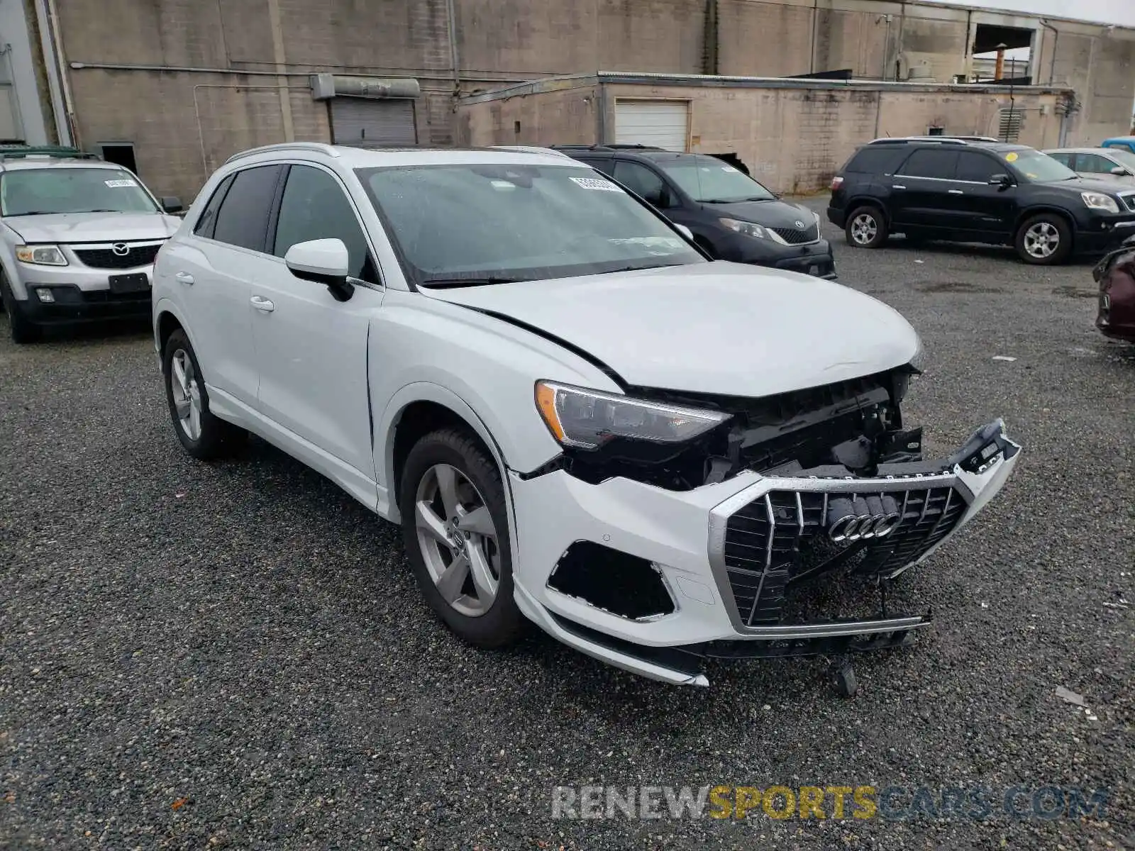 1 Photograph of a damaged car WA1AECF30L1102402 AUDI Q3 2020