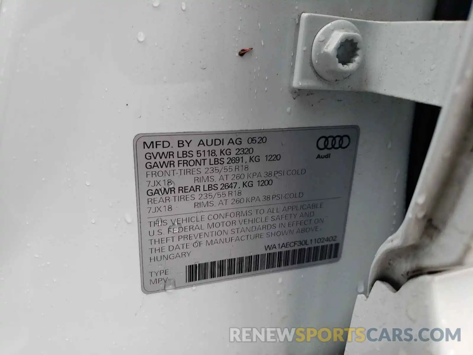 10 Photograph of a damaged car WA1AECF30L1102402 AUDI Q3 2020