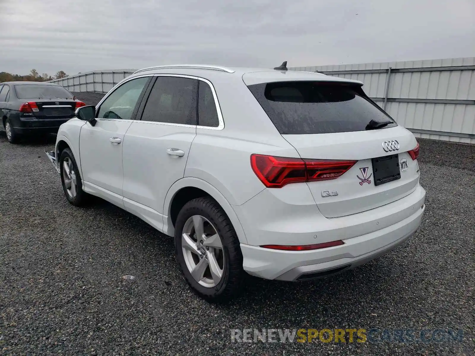 3 Photograph of a damaged car WA1AECF30L1102402 AUDI Q3 2020