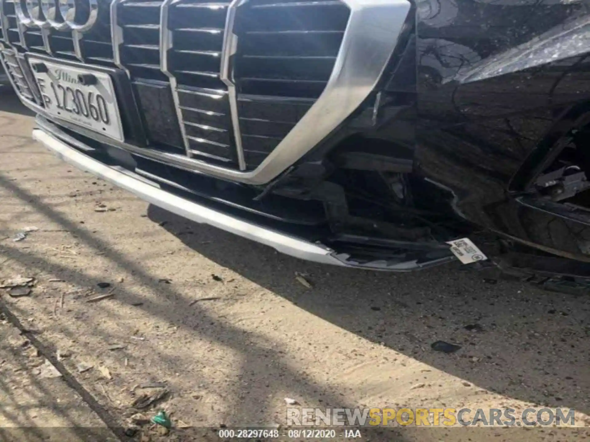 10 Photograph of a damaged car WA1AECF31L1024020 AUDI Q3 2020