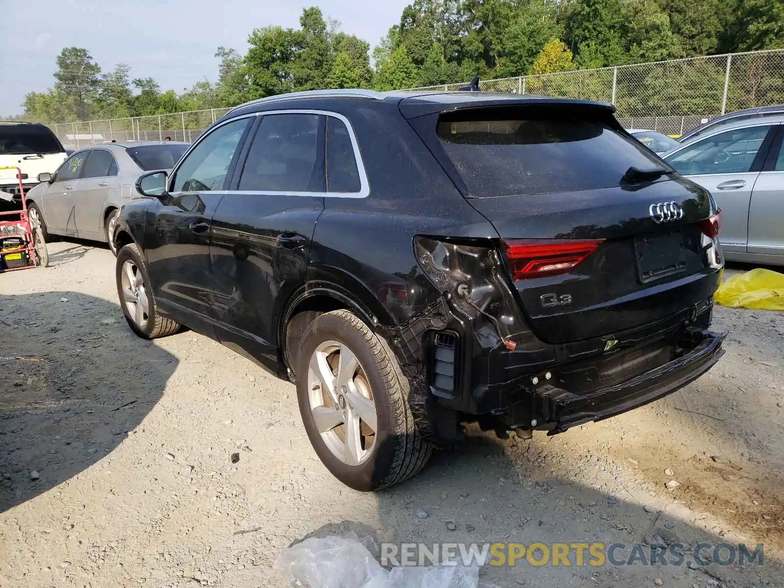 3 Photograph of a damaged car WA1AECF31L1024423 AUDI Q3 2020