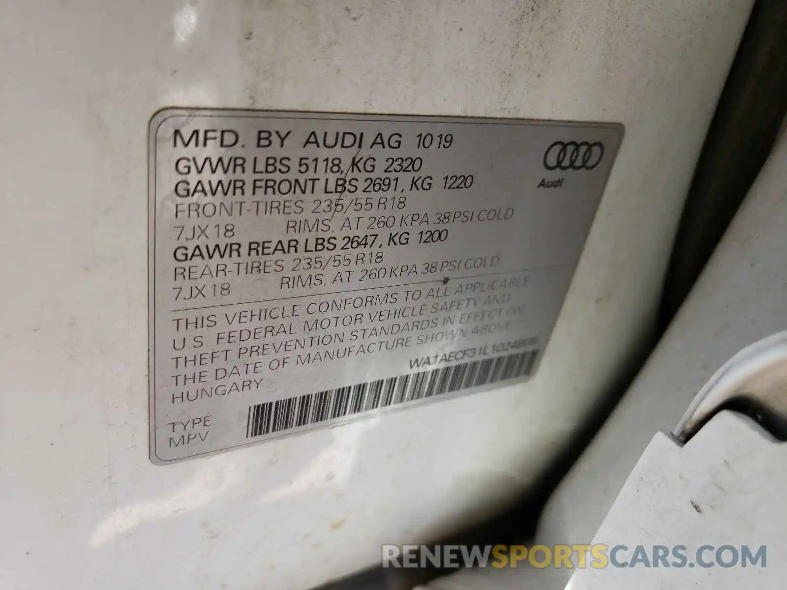 10 Photograph of a damaged car WA1AECF31L1024809 AUDI Q3 2020