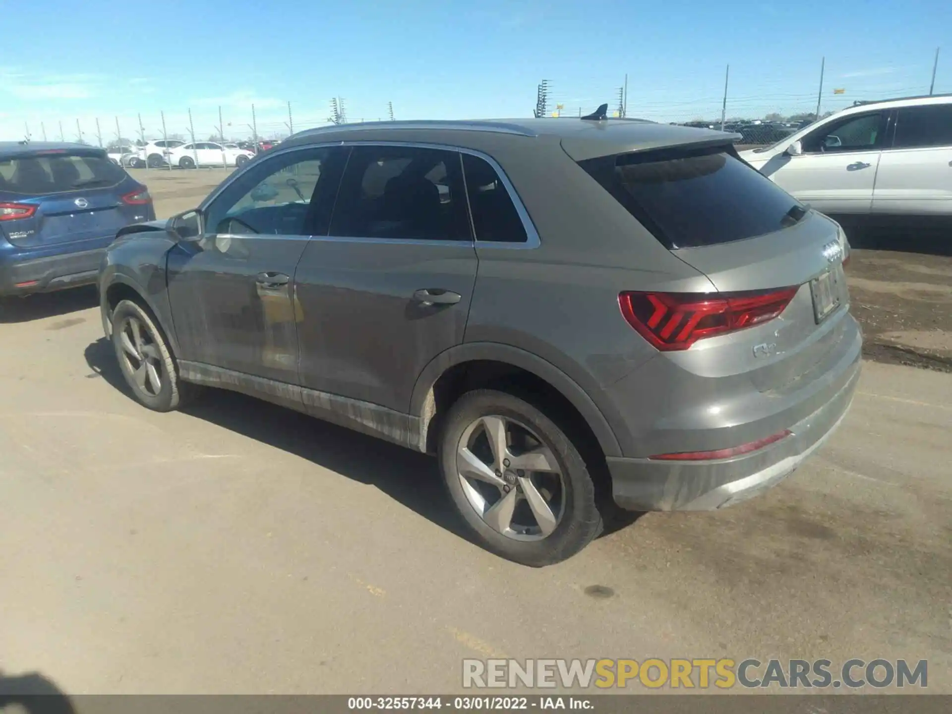 3 Фотография поврежденного автомобиля WA1AECF31L1035048 AUDI Q3 2020