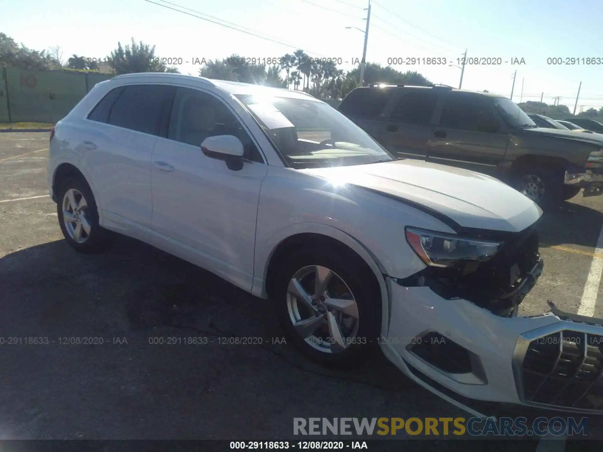 1 Photograph of a damaged car WA1AECF31L1071774 AUDI Q3 2020