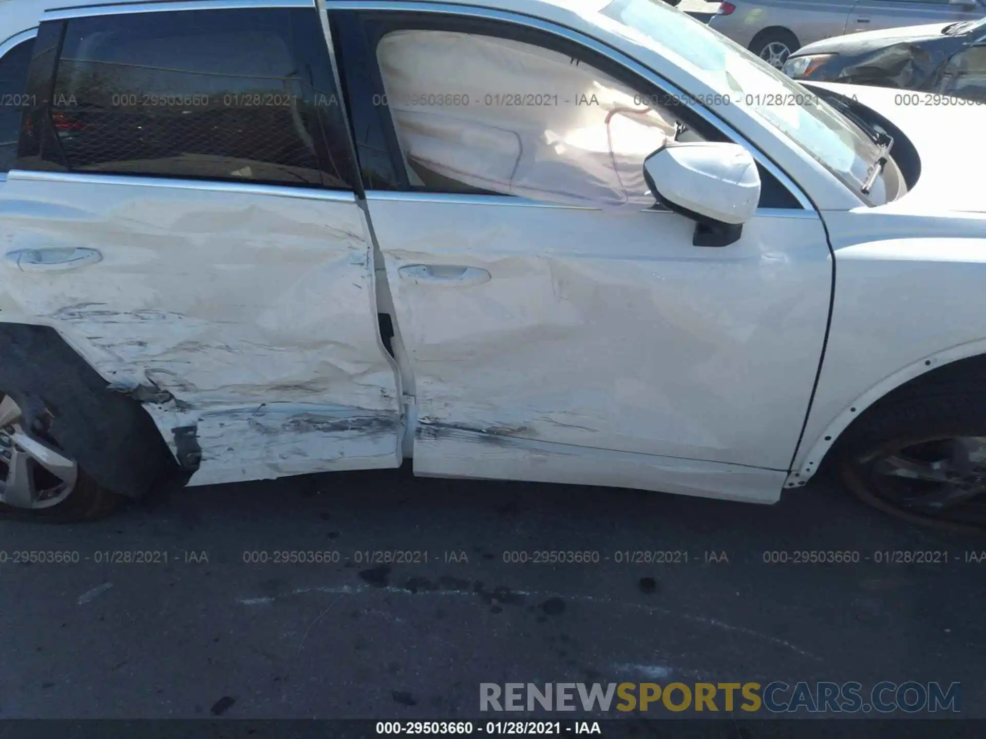 6 Photograph of a damaged car WA1AECF31L1111562 AUDI Q3 2020