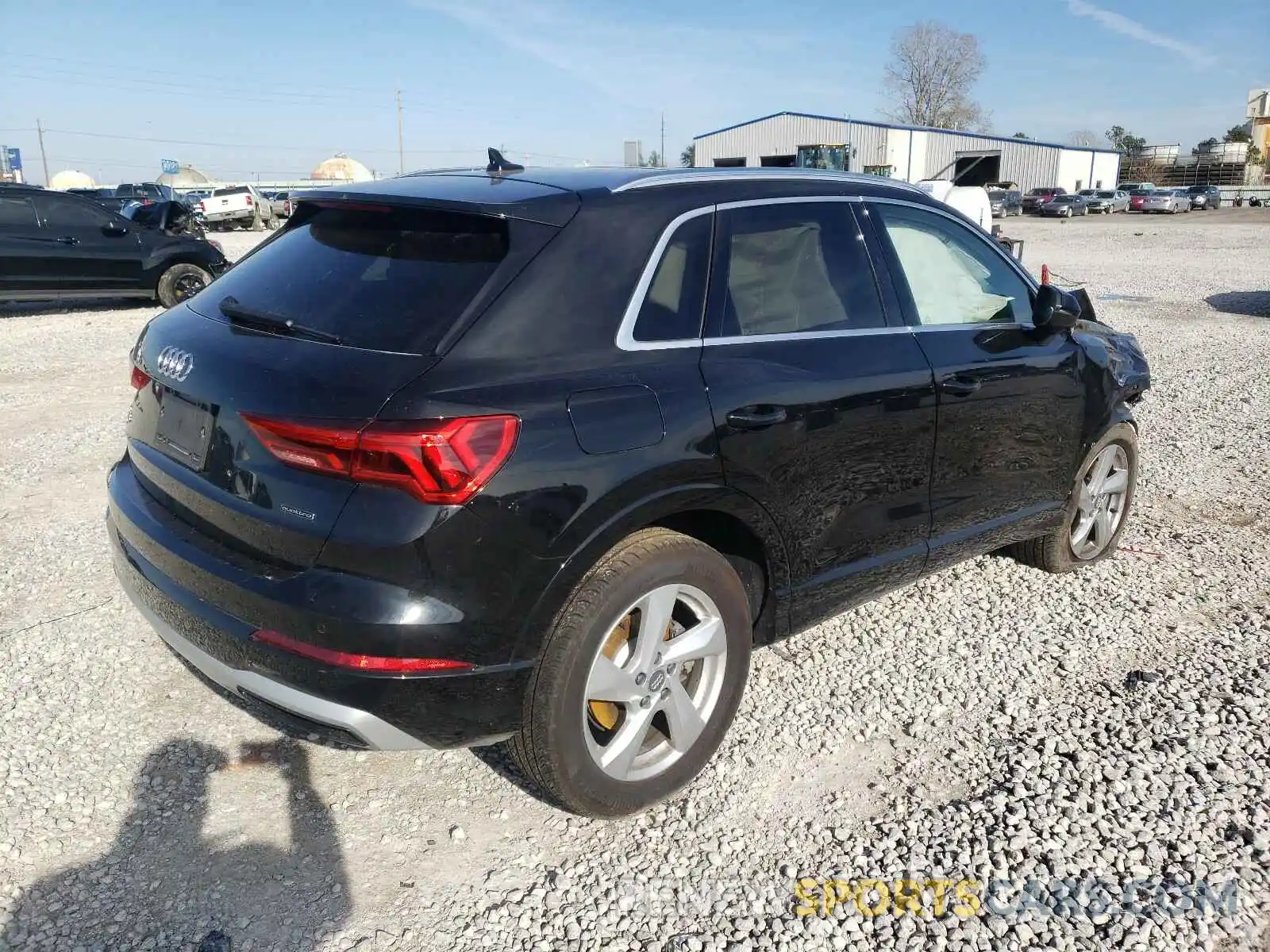 4 Photograph of a damaged car WA1AECF31L1111898 AUDI Q3 2020