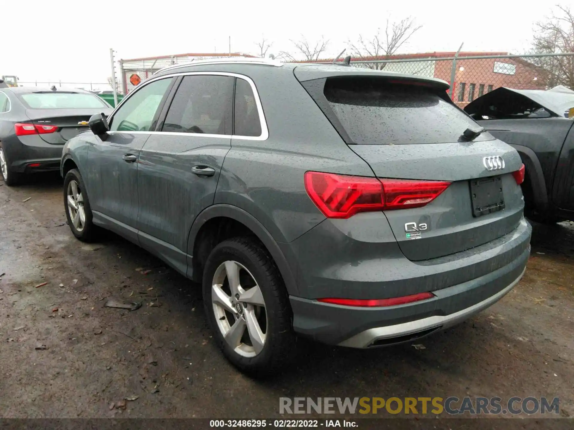 3 Фотография поврежденного автомобиля WA1AECF32L1024205 AUDI Q3 2020