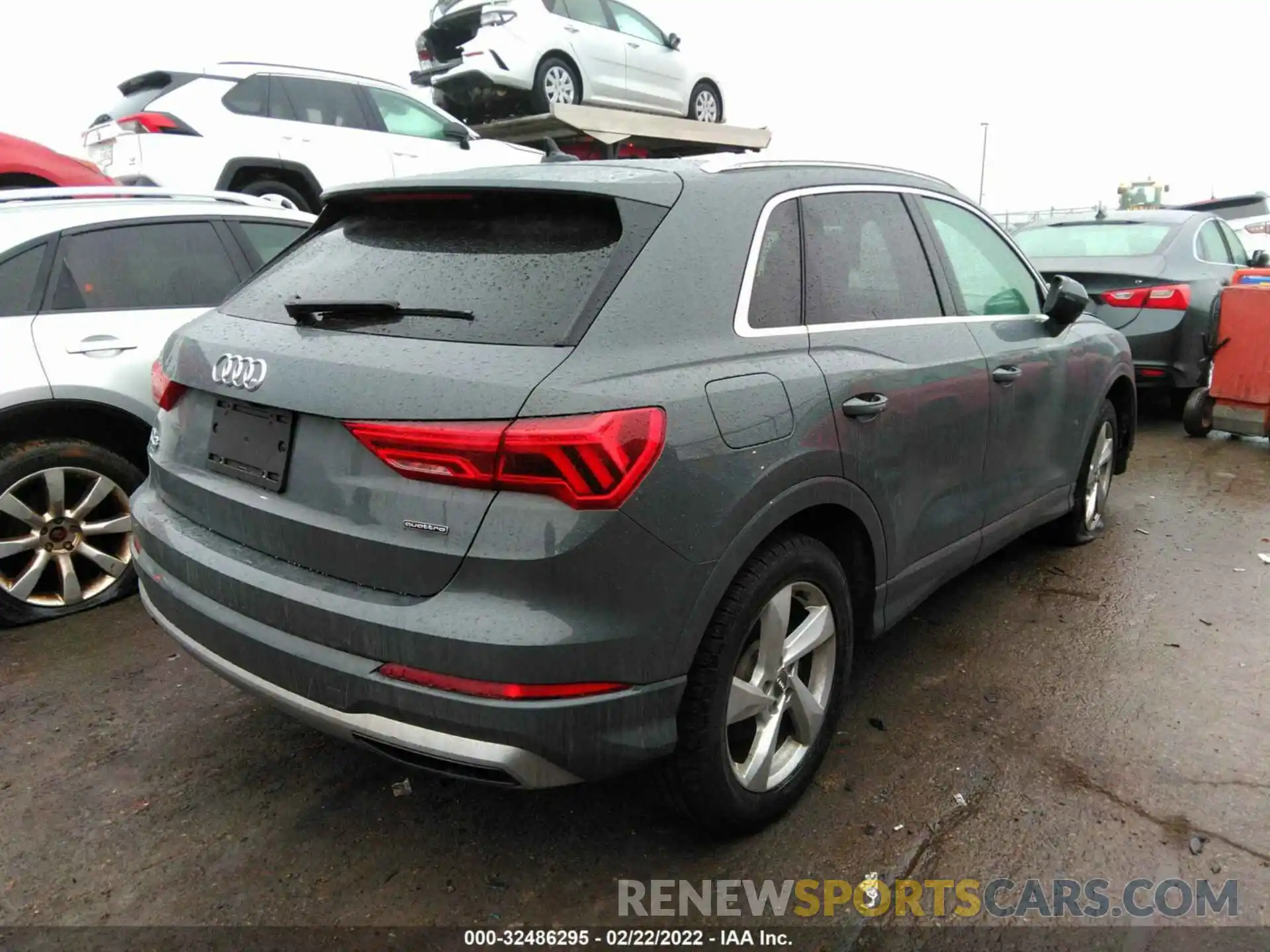 4 Photograph of a damaged car WA1AECF32L1024205 AUDI Q3 2020