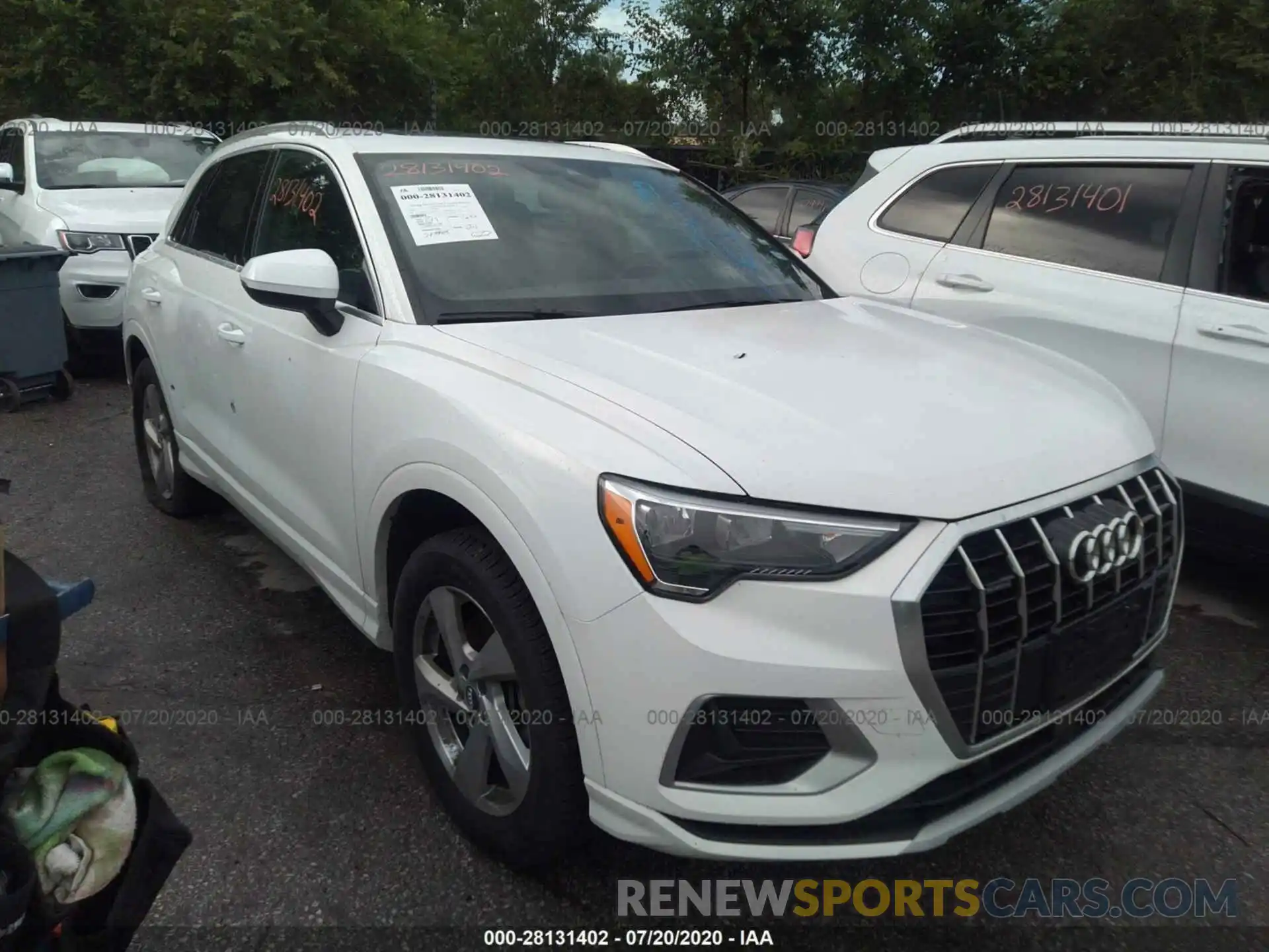 1 Photograph of a damaged car WA1AECF32L1027413 AUDI Q3 2020