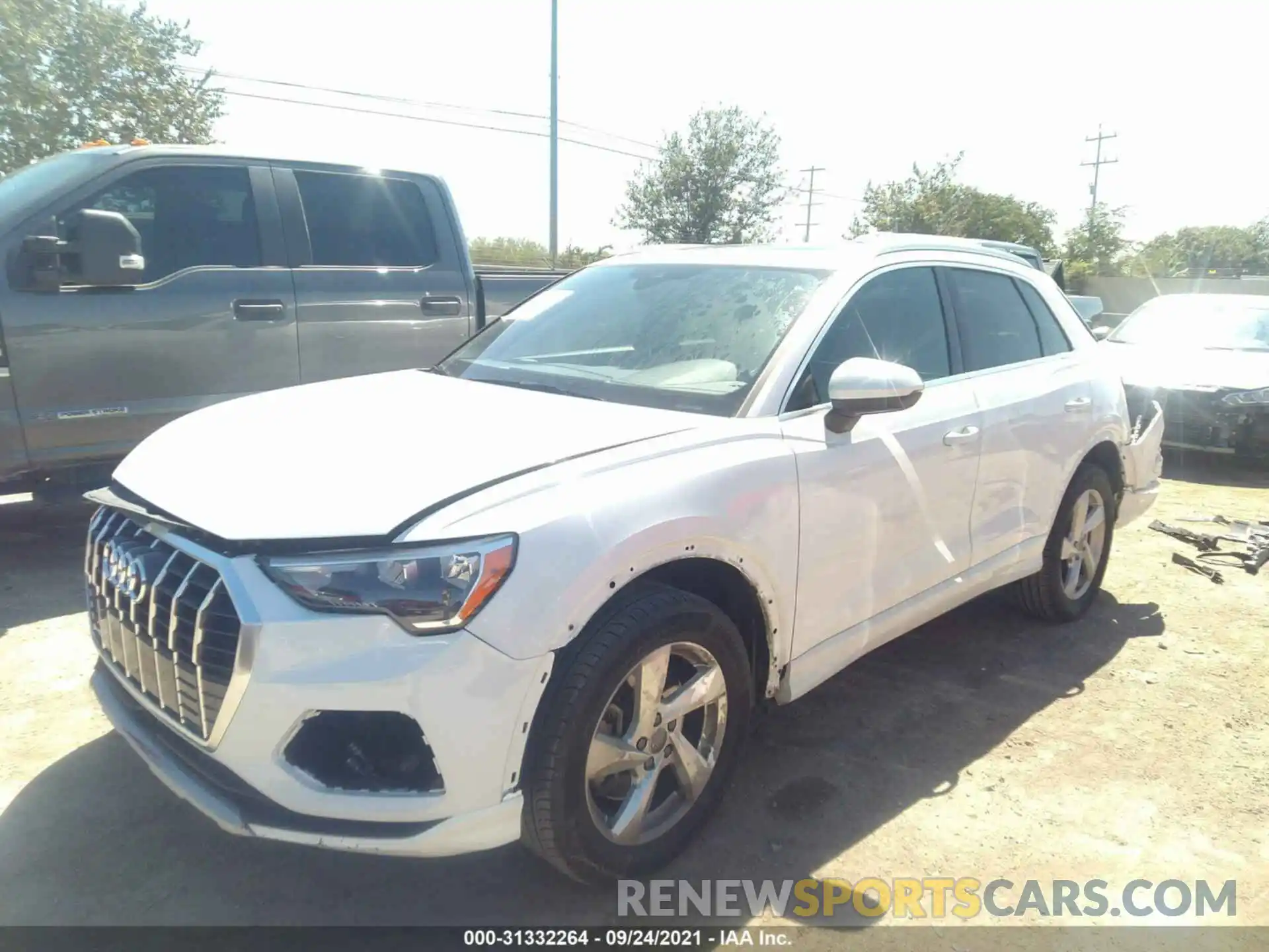 2 Photograph of a damaged car WA1AECF32L1034412 AUDI Q3 2020