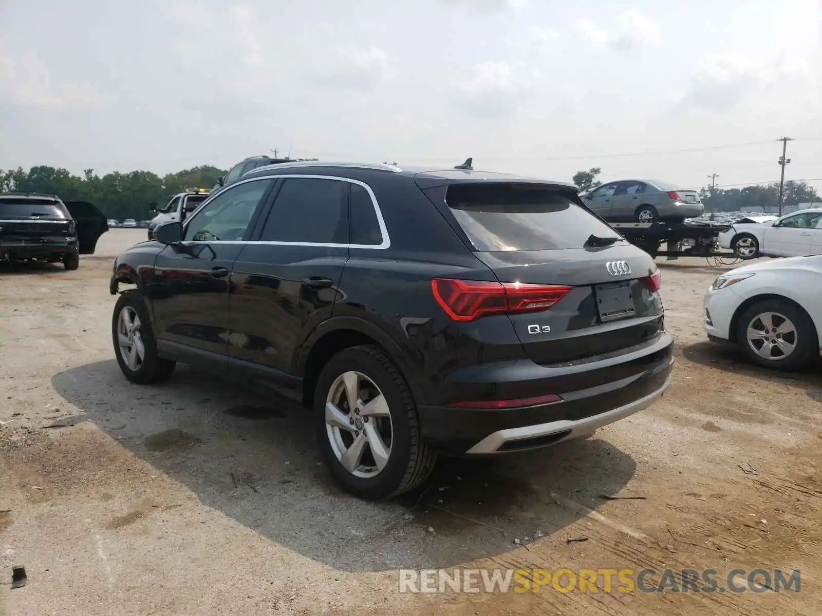 3 Photograph of a damaged car WA1AECF32L1072206 AUDI Q3 2020