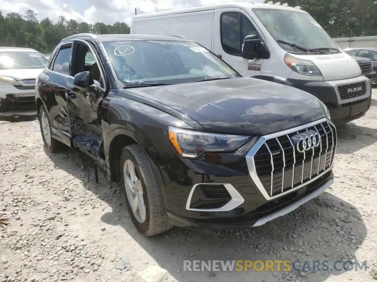 1 Photograph of a damaged car WA1AECF32L1095324 AUDI Q3 2020