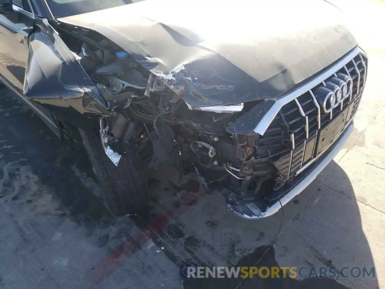 9 Photograph of a damaged car WA1AECF32L1114793 AUDI Q3 2020