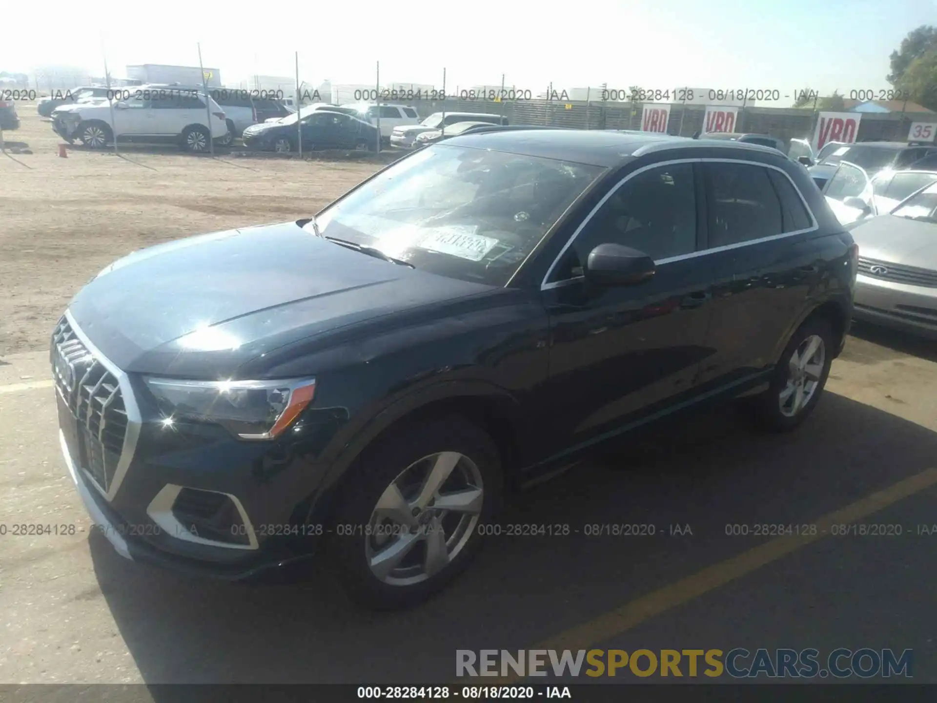 2 Фотография поврежденного автомобиля WA1AECF33L1021300 AUDI Q3 2020