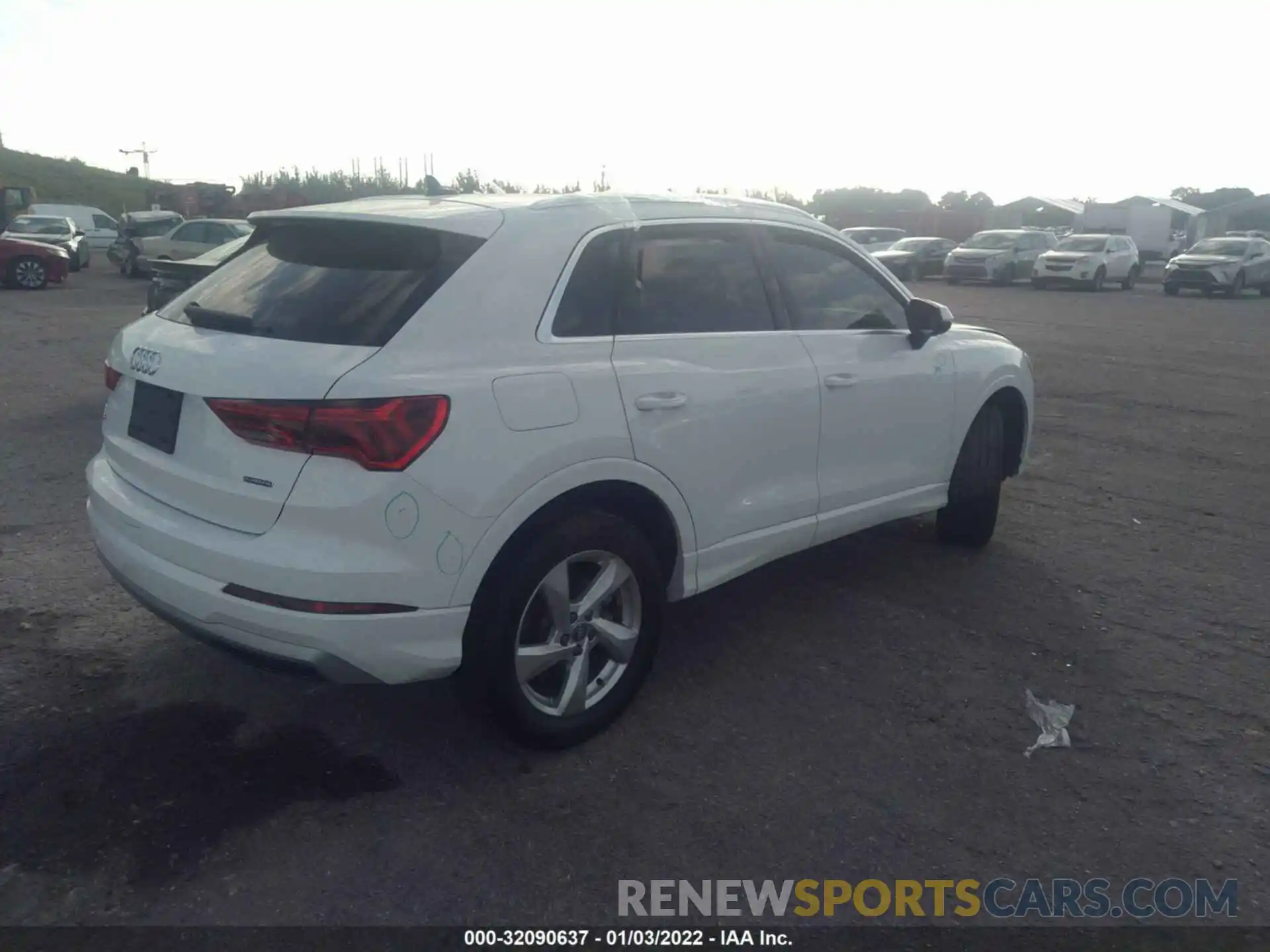 4 Photograph of a damaged car WA1AECF33L1031065 AUDI Q3 2020