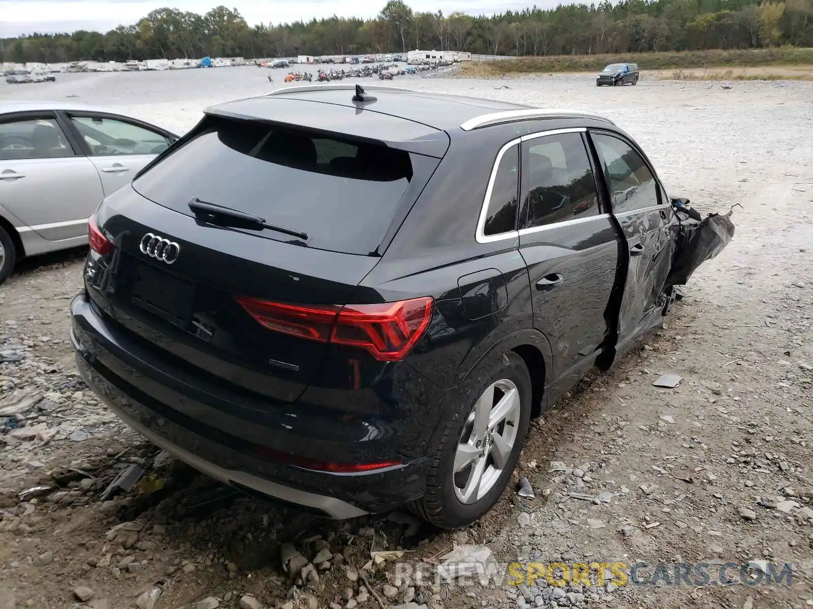 4 Фотография поврежденного автомобиля WA1AECF33L1072621 AUDI Q3 2020