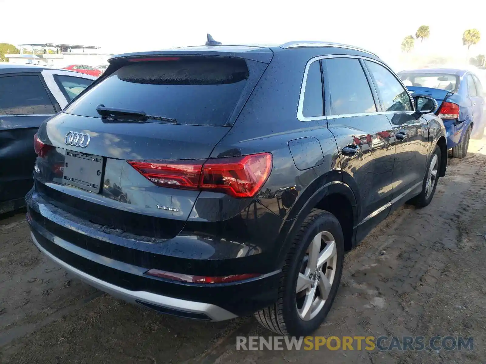 4 Photograph of a damaged car WA1AECF33L1096773 AUDI Q3 2020