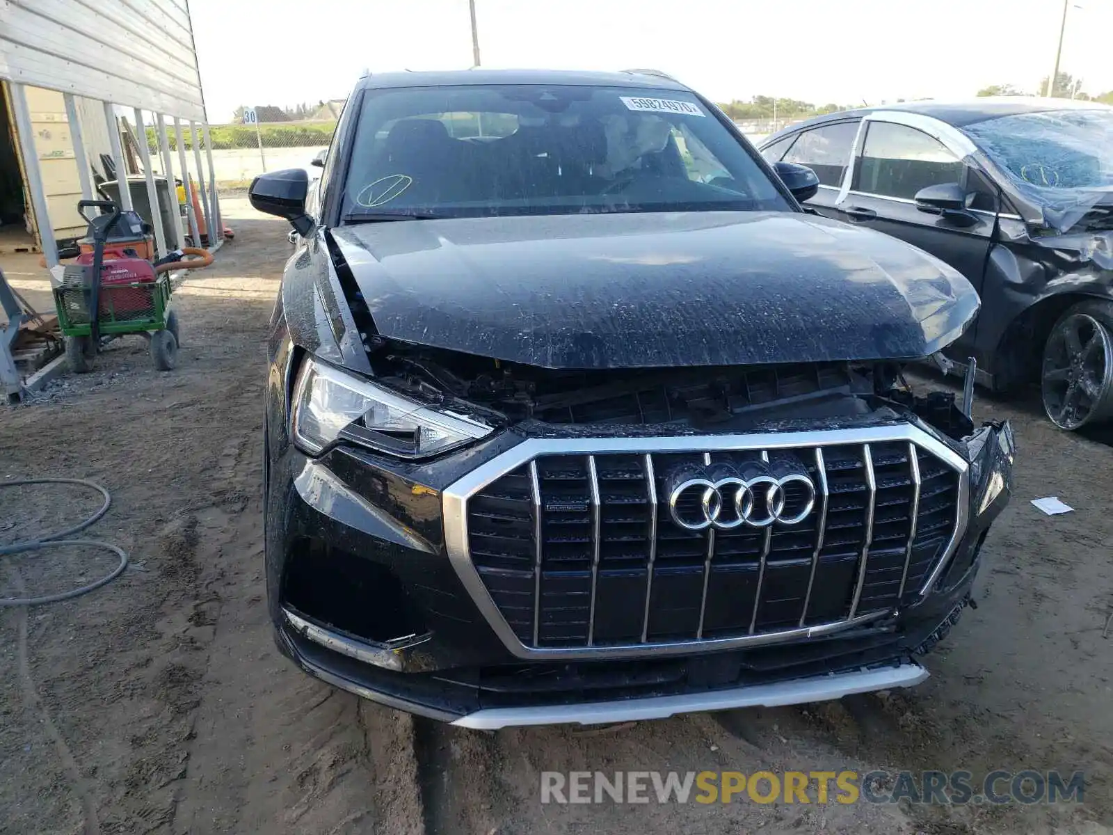 9 Photograph of a damaged car WA1AECF33L1096773 AUDI Q3 2020