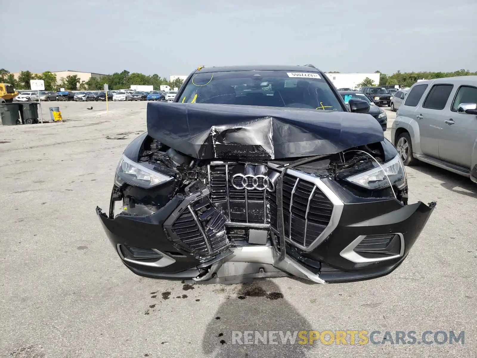 9 Photograph of a damaged car WA1AECF33L1096806 AUDI Q3 2020