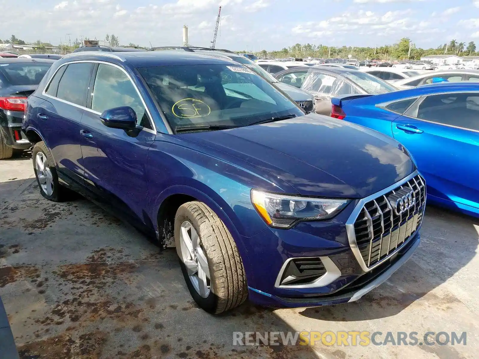 1 Фотография поврежденного автомобиля WA1AECF34L1022228 AUDI Q3 2020