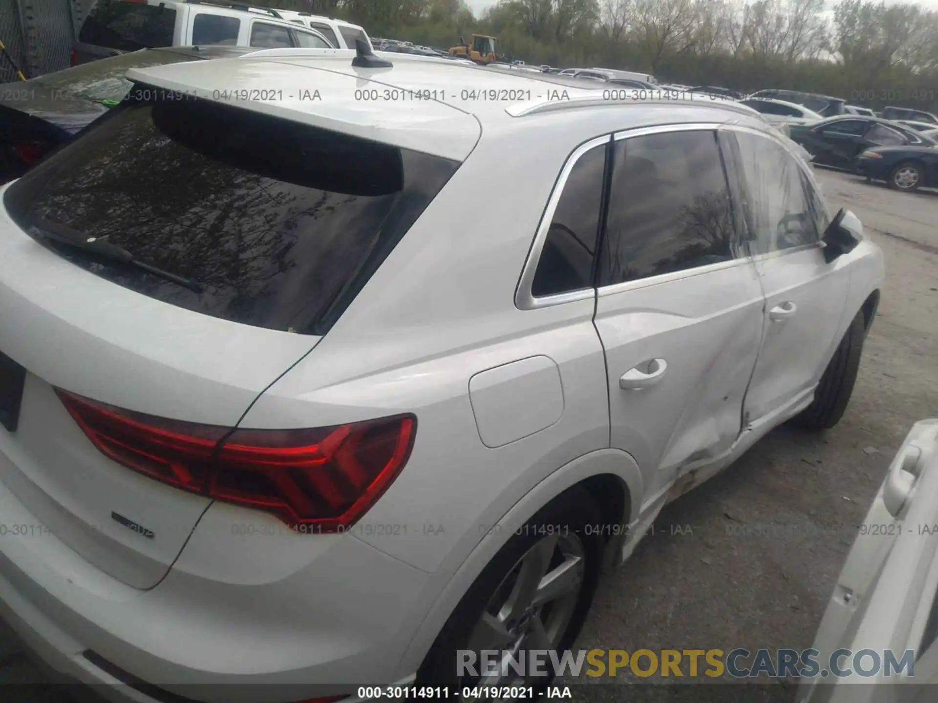 4 Фотография поврежденного автомобиля WA1AECF34L1054001 AUDI Q3 2020